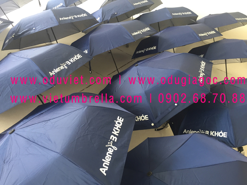xưởng sản xuất ô dù cầm tay in logo quảng cáo